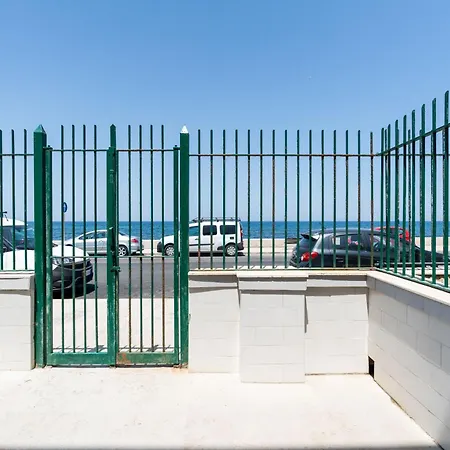 Apartment The Sea Outside By Wonderful Italy *